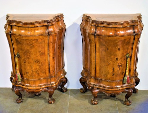 Antiquités - Pair of Venetian bedside tables, mid 18th century